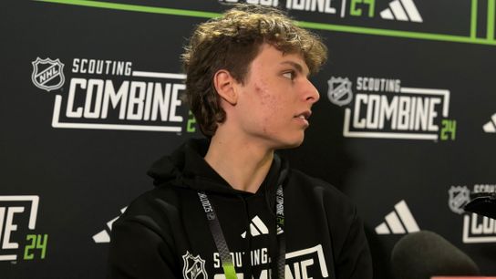 NHL Draft profiles: Offensive defenseman Mews 'likes to make plays' taken in Las Vegas (Penguins)